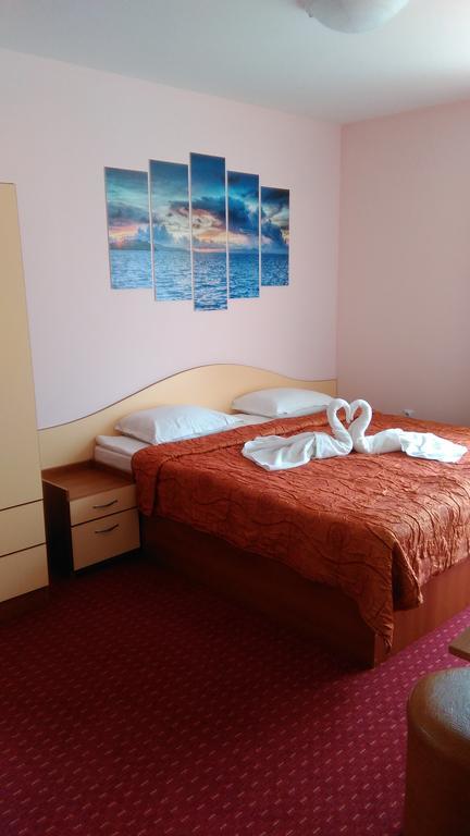 Guest House Aristokrat Obzor Exterior foto