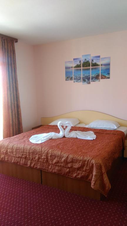 Guest House Aristokrat Obzor Exterior foto