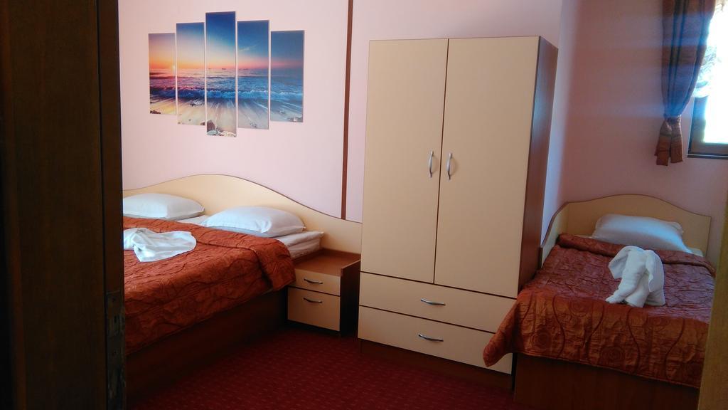 Guest House Aristokrat Obzor Exterior foto